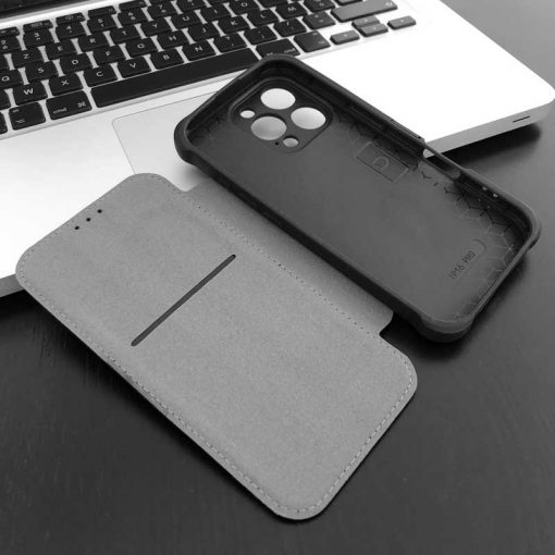 theklips-etui-iphone-16-pro-smart-carbon-detail