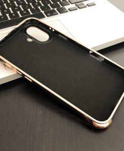 theklips-coque-iphone-16-iphone-16-plus-circle-glam-magsafe-noir-detail